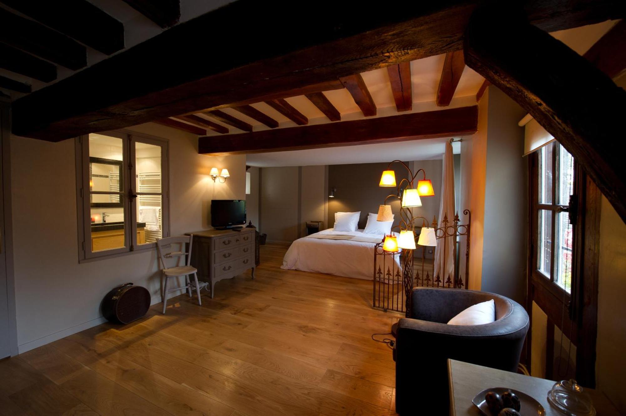 Cote Jardin - D'hotes Bed & Breakfast Senlis (Oise)